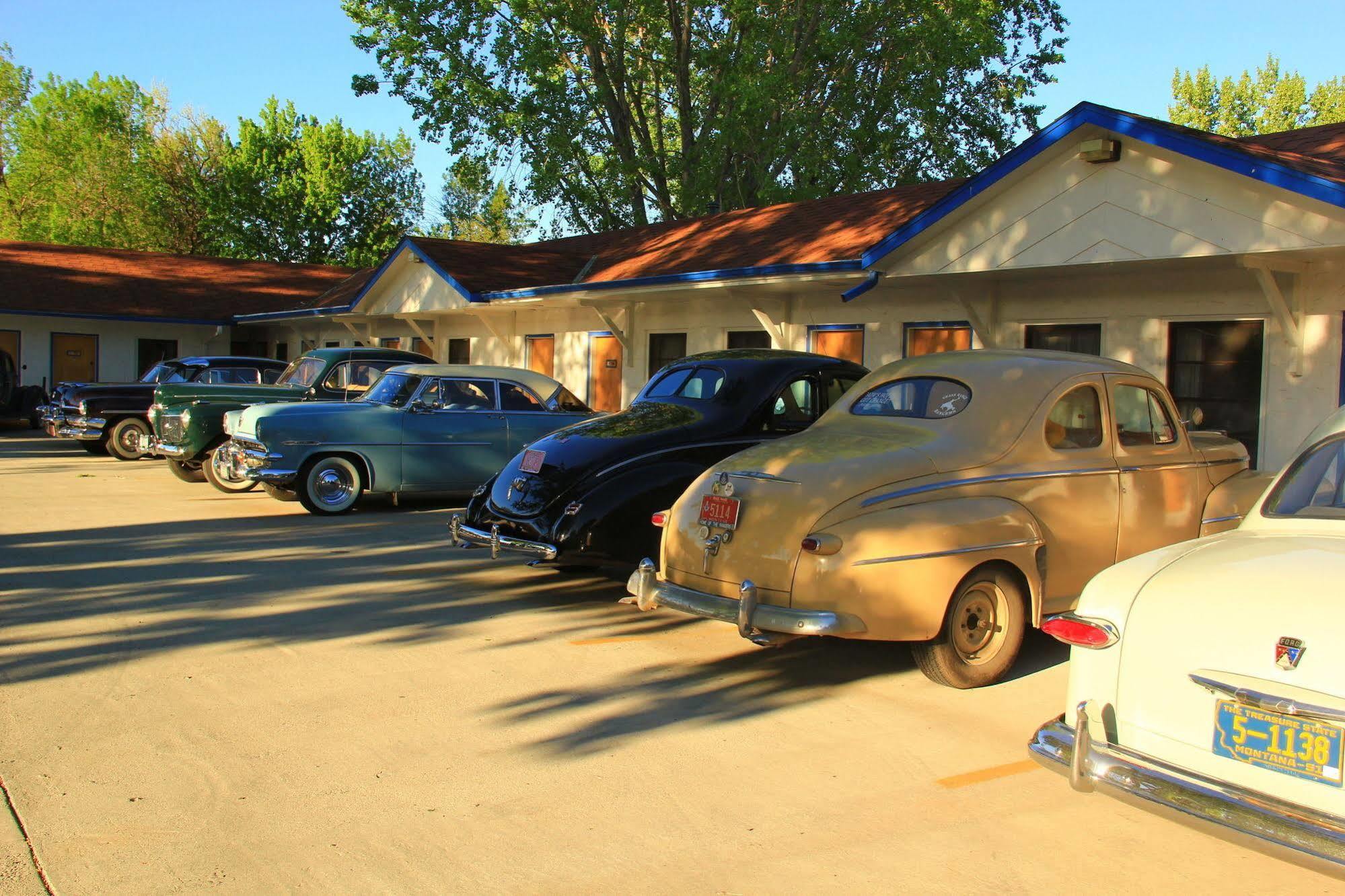 Sunrise Motor Inn Cody Exterior photo
